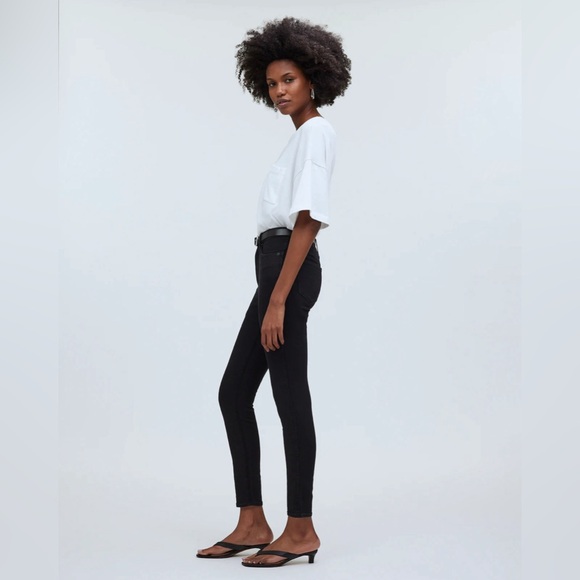 Madewell 10” High-Rise Skinny Black Jeans - Picture 3 of 9